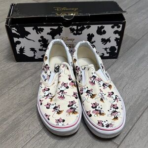 Vans Cream Slip-On Shoes with Minnie Mouse Print